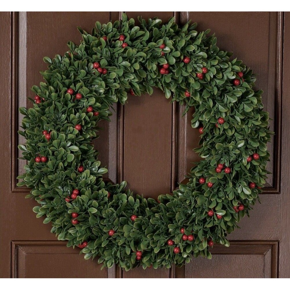Wicker Park 24in Faux Floral Wreath - Boxwood And Berry